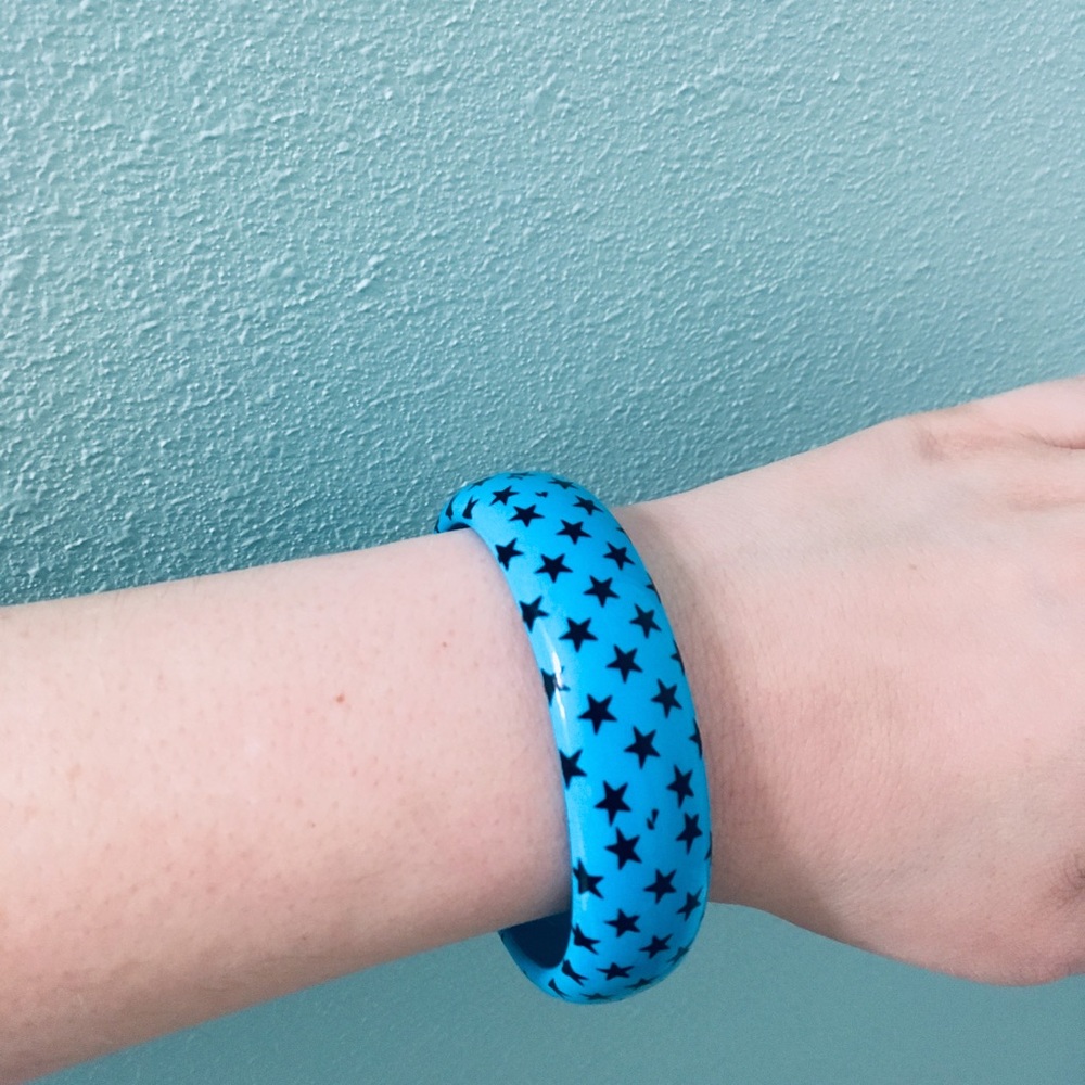 Bangle Bracelet Blue w/ Black Star Print
